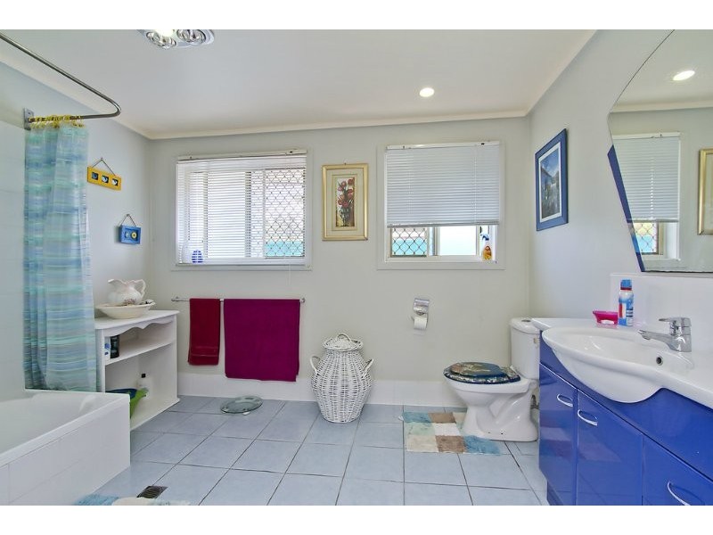 116 Tallebudgera Creek Road, Tallebudgera QLD 4228