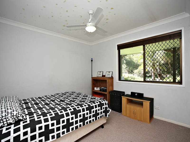 33 Moore Road, Burpengary QLD 4505