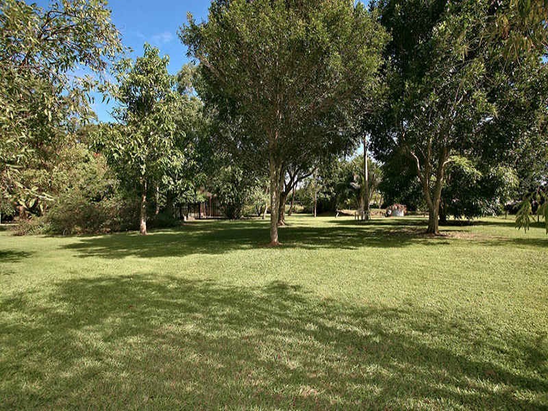 33 Moore Road, Burpengary QLD 4505