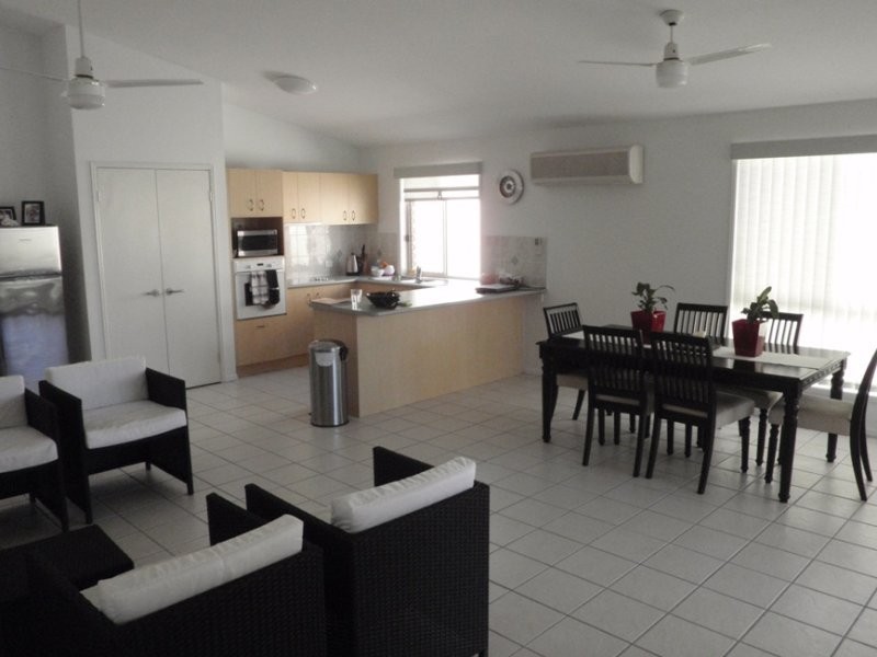 33 Silvester Street, North Lakes QLD 4509