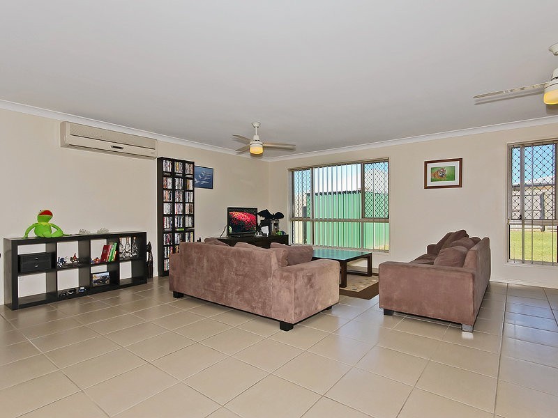 5 Mavis Court, Rothwell QLD 4022