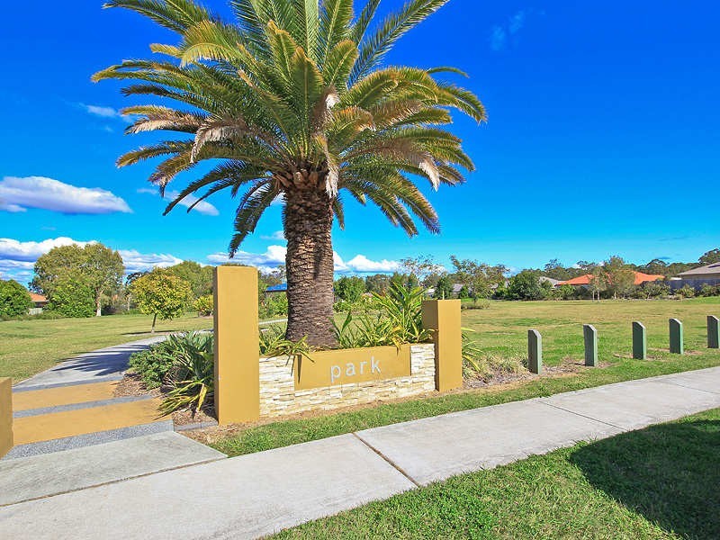 5 Mavis Court, Rothwell QLD 4022