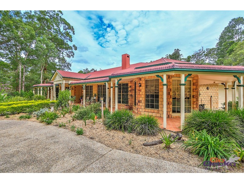 5 Corymbia Lane, Eatons Hill QLD 4037