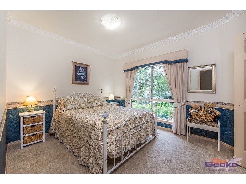 5 Corymbia Lane, Eatons Hill QLD 4037