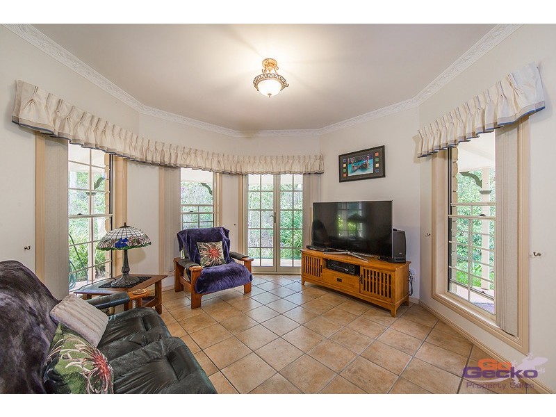 5 Corymbia Lane, Eatons Hill QLD 4037