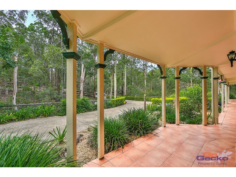 5 Corymbia Lane, Eatons Hill QLD 4037