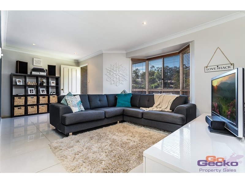 59 Rue Montaigne, Petrie QLD 4502