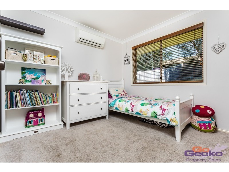 59 Rue Montaigne, Petrie QLD 4502