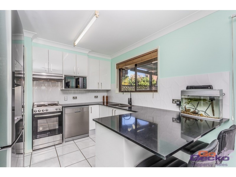 25 Boongaree Avenue, Caboolture South QLD 4510