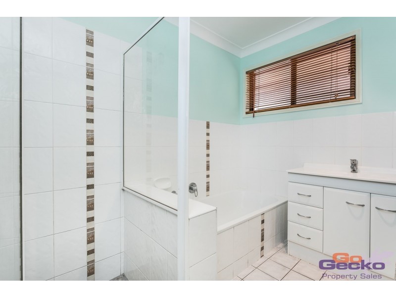 25 Boongaree Avenue, Caboolture South QLD 4510