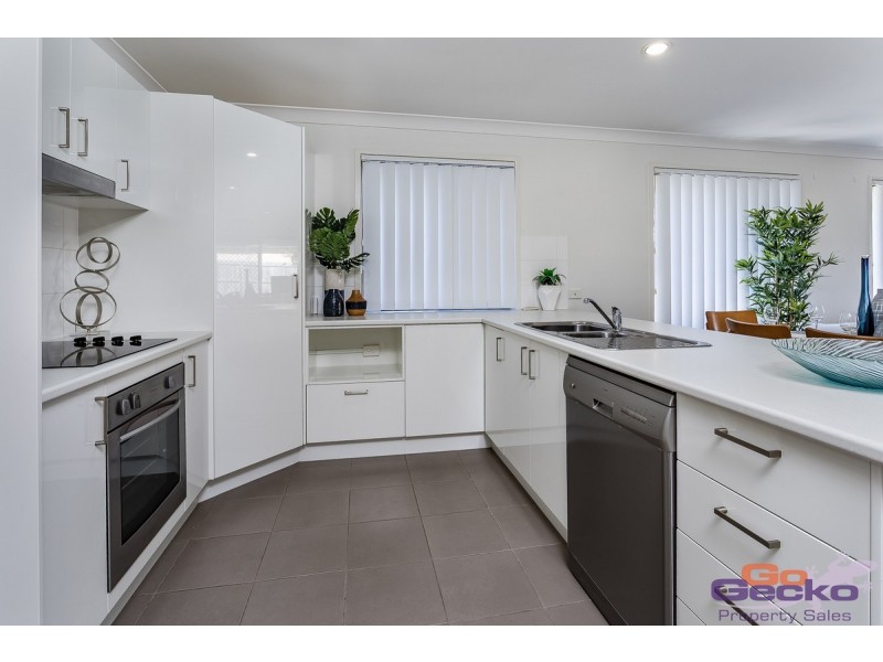 9 Sorrento Street, North Lakes QLD 4509