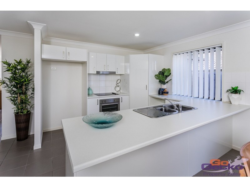 9 Sorrento Street, North Lakes QLD 4509