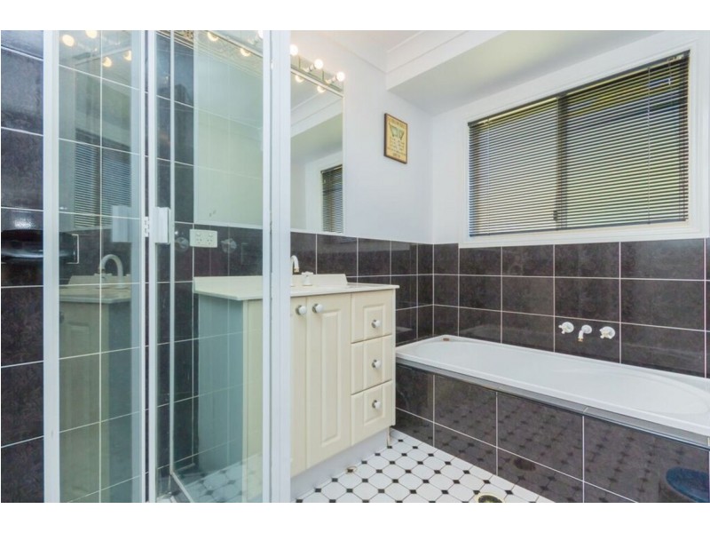 31-33 Shiraz Chase, Morayfield QLD 4506