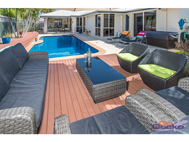 30 Dotterel Crescent, North Lakes QLD 4509