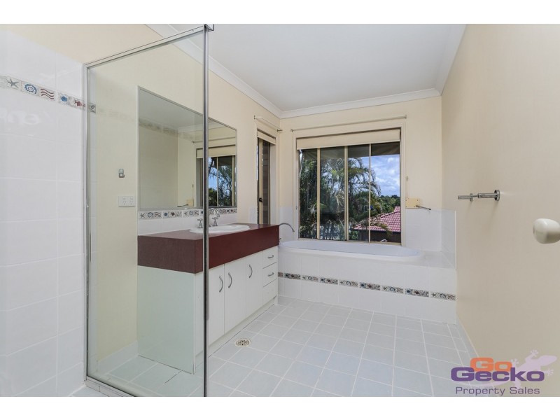 23 Whitfield Crescent, North Lakes QLD 4509