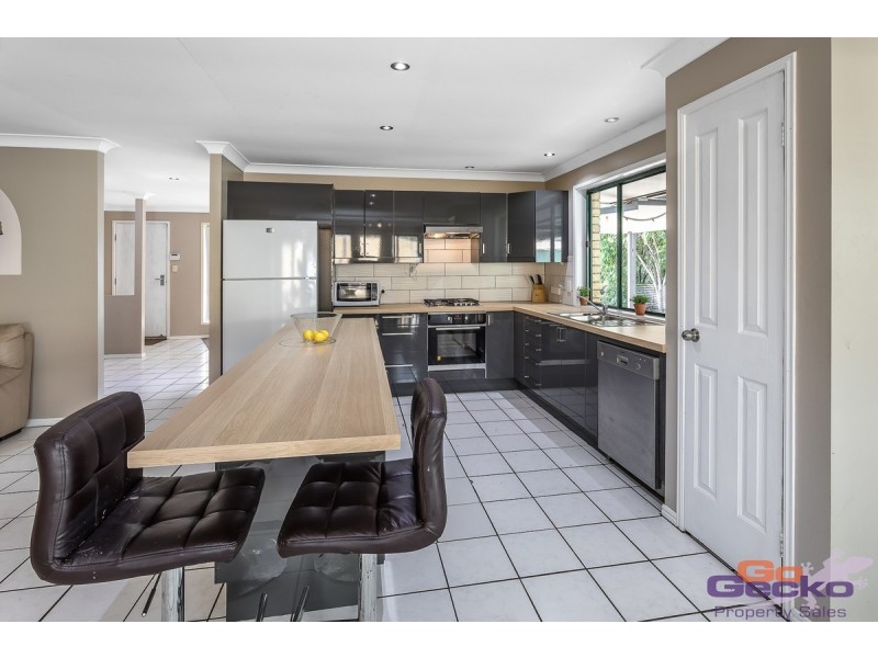 33 Tuckeroo Street, Narangba QLD 4504