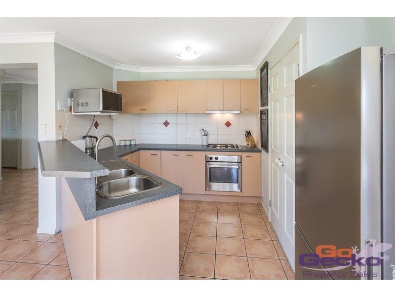 11 Barnard Crescent, Murrumba Downs QLD 4503