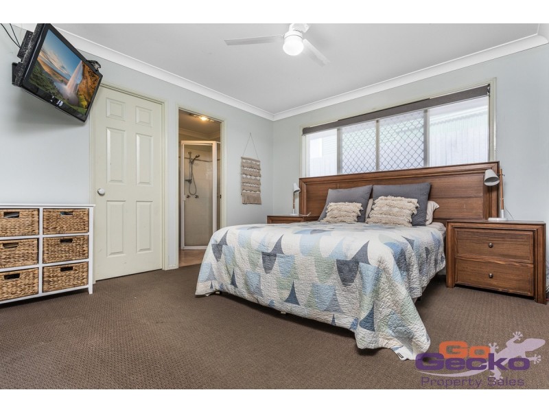 11 Barnard Crescent, Murrumba Downs QLD 4503
