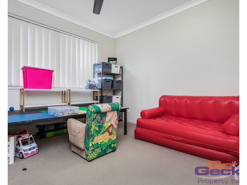 10 Wakeham Street, Kallangur QLD 4503