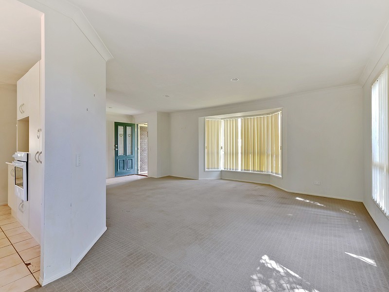 37 Lipscombe Road, Deception Bay QLD 4508