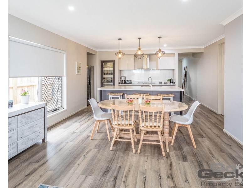 19 Broadwater Road, Morayfield QLD 4506