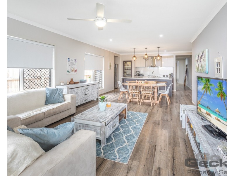 19 Broadwater Road, Morayfield QLD 4506