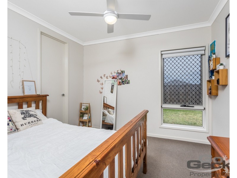 19 Broadwater Road, Morayfield QLD 4506