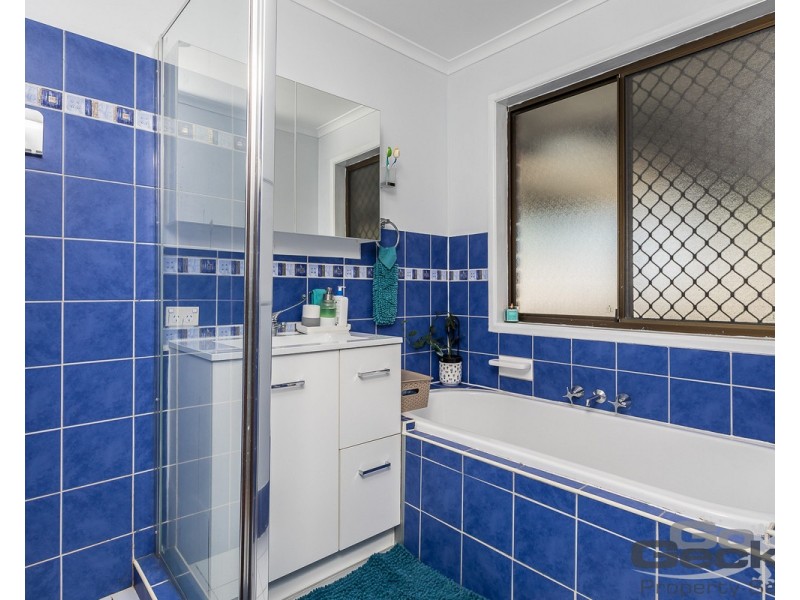 8 Salvatore Court, Morayfield QLD 4506