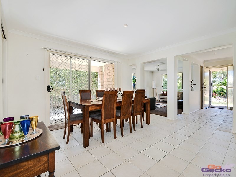 4 Barrine Place, Narangba QLD 4504