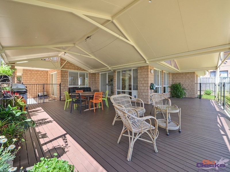 4 Barrine Place, Narangba QLD 4504