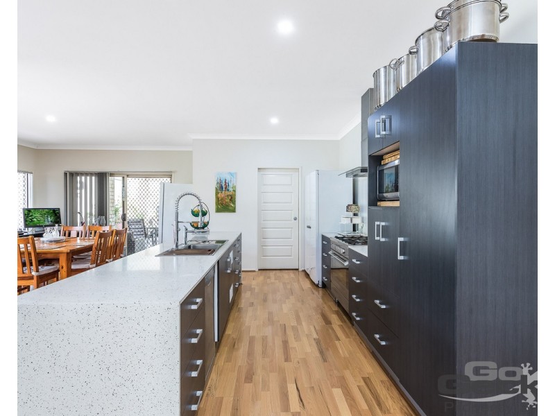 1 Goldfinch Court, Upper Caboolture QLD 4510