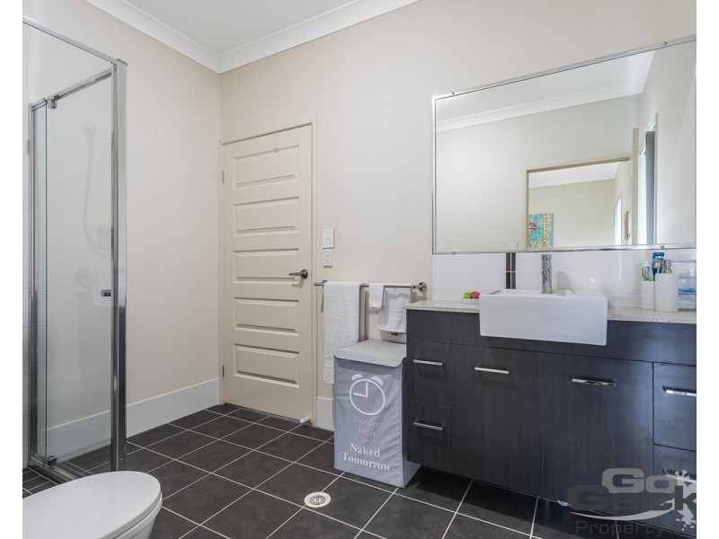 1 Goldfinch Court, Upper Caboolture QLD 4510