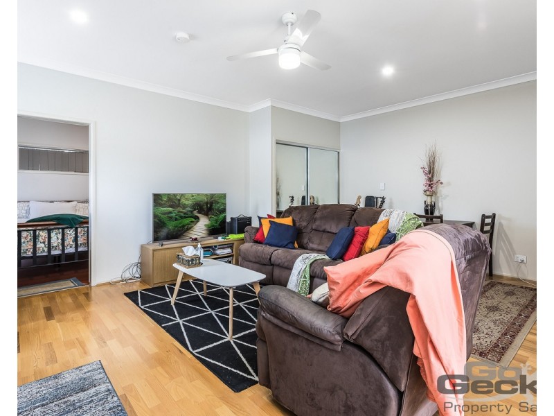 1 Goldfinch Court, Upper Caboolture QLD 4510