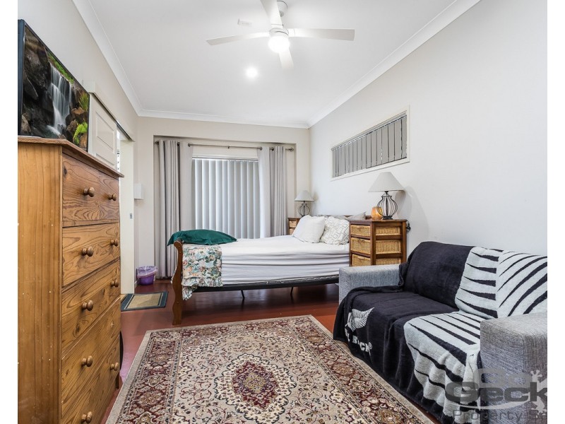 1 Goldfinch Court, Upper Caboolture QLD 4510