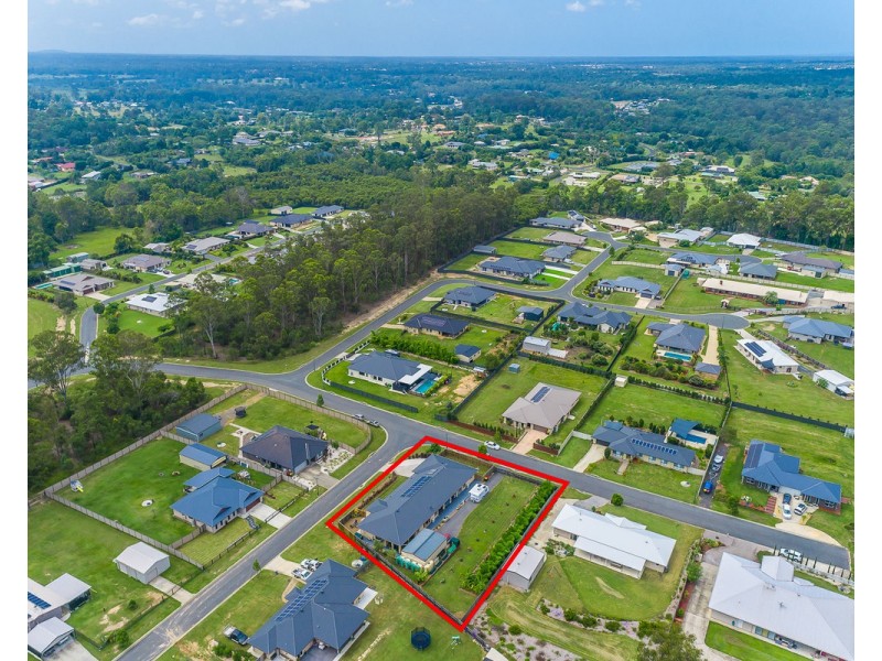 1 Goldfinch Court, Upper Caboolture QLD 4510