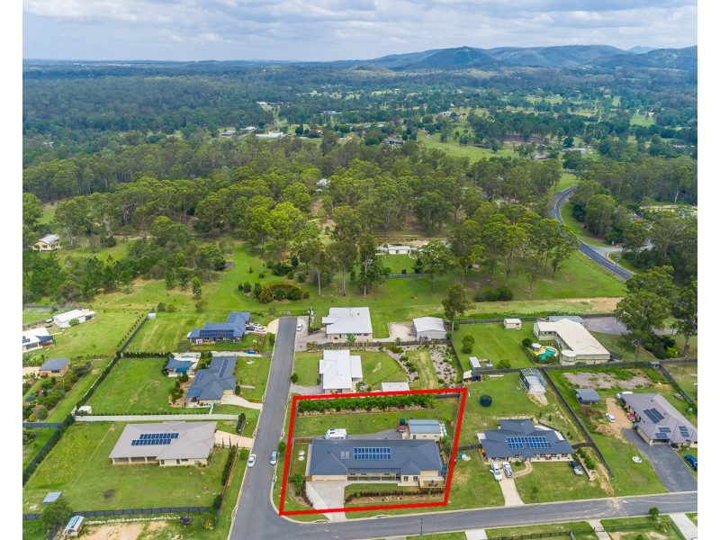 1 Goldfinch Court, Upper Caboolture QLD 4510