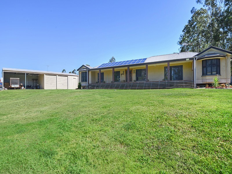 8 MacLeod Drive, Morayfield QLD 4506