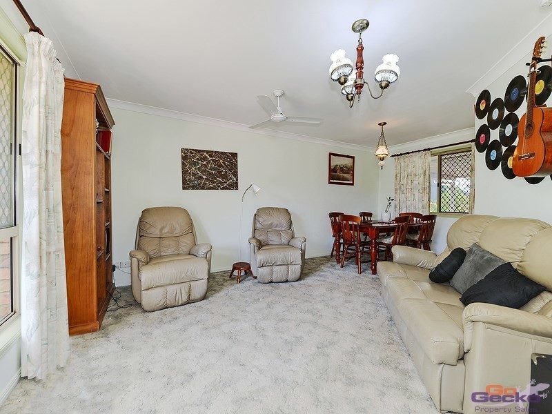 15 Macarthur Street, Kallangur QLD 4503