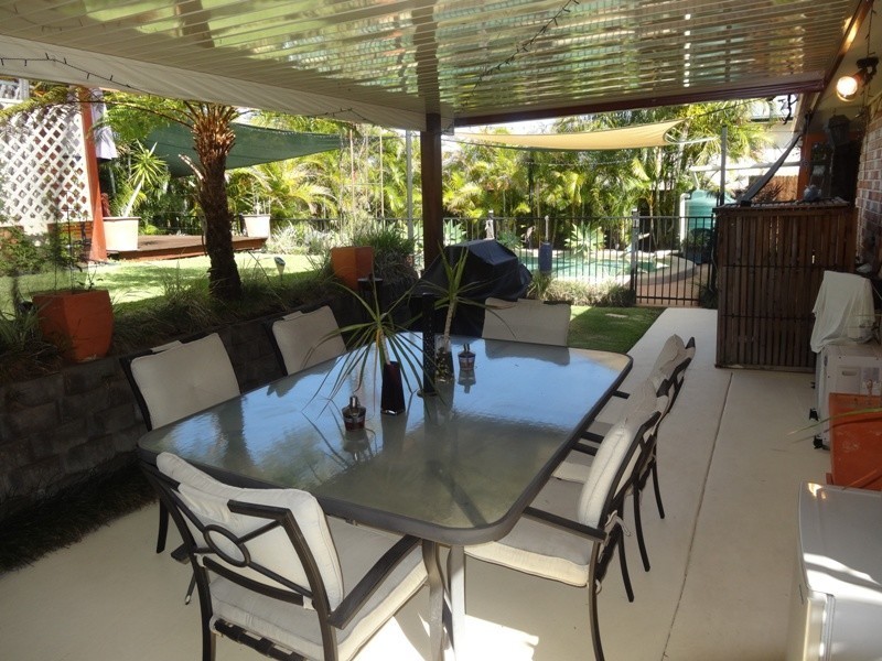 17 Hopkins Street, Petrie QLD 4502