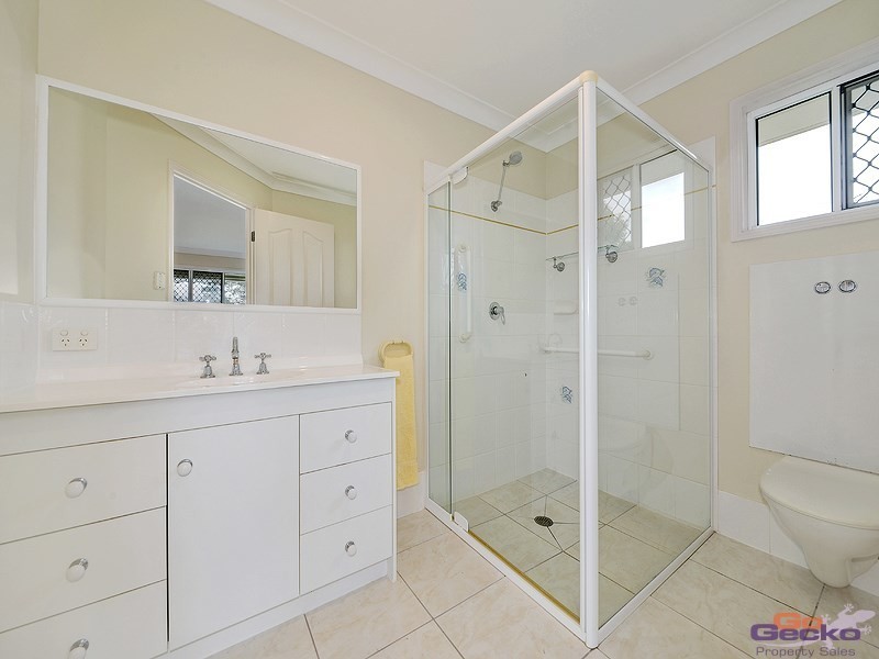 19 Yandina Place, Deception Bay QLD 4508