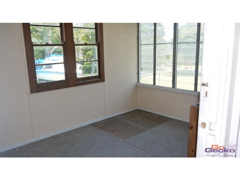 17 Thomas Street, Clontarf QLD 4019