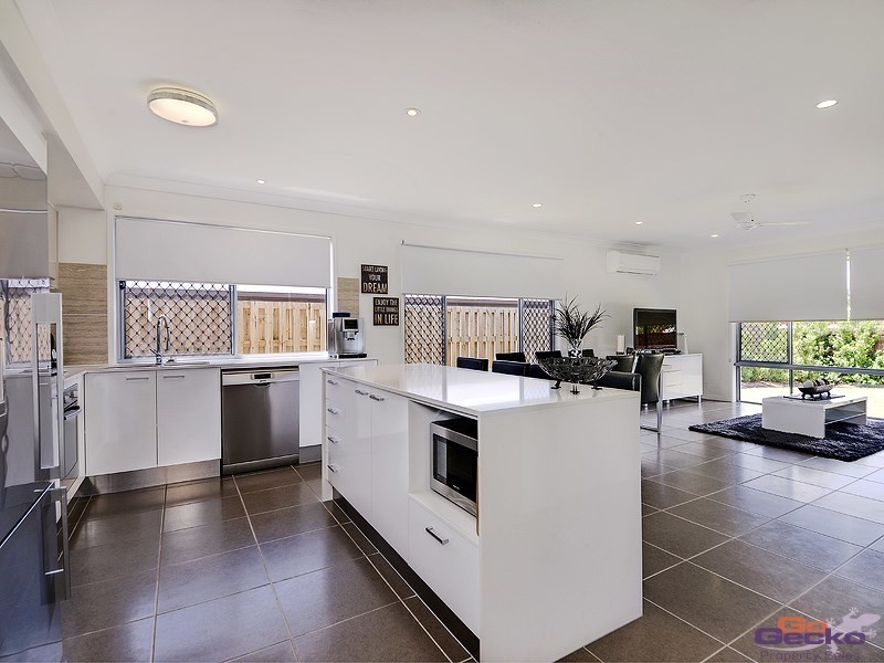 23 Kinsellas Road West, Mango Hill QLD 4509