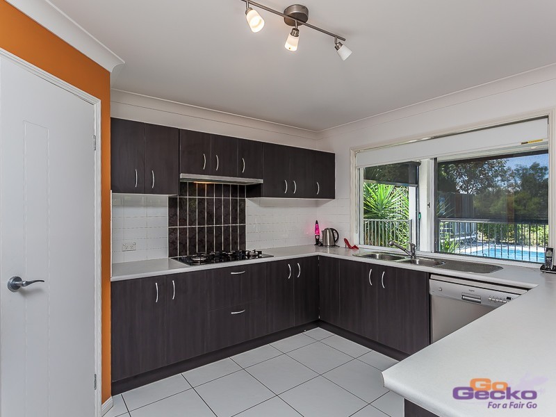 22 Kowari Crescent, North Lakes QLD 4509