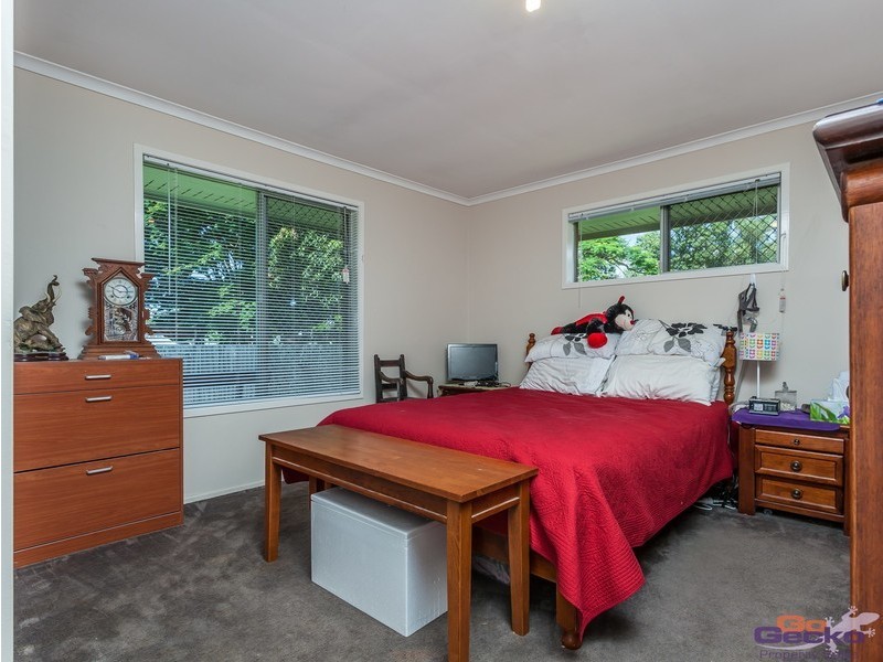14 Simon Street, Deception Bay QLD 4508