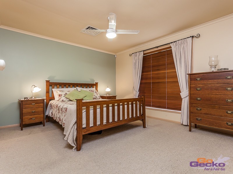 1 Kroning Court, Petrie QLD 4502