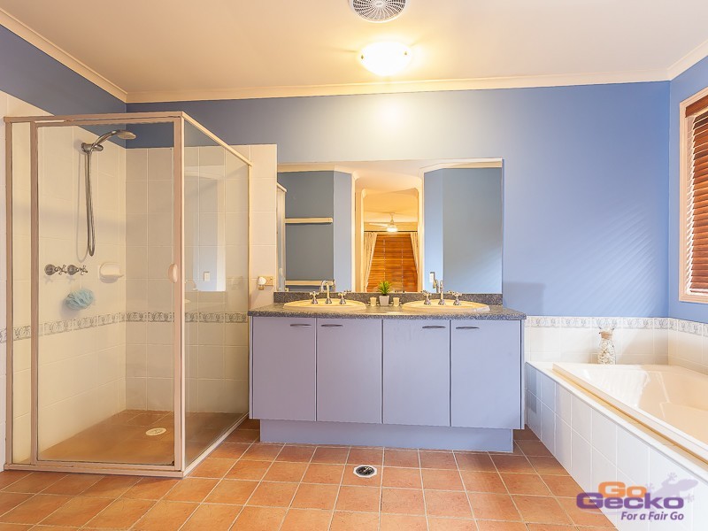 1 Kroning Court, Petrie QLD 4502