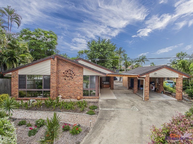 48 Eucumbene Drive, Petrie QLD 4502