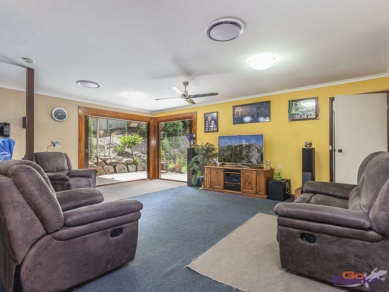 48 Eucumbene Drive, Petrie QLD 4502