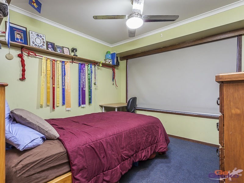 48 Eucumbene Drive, Petrie QLD 4502