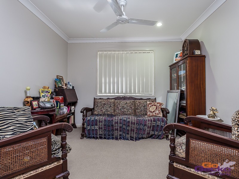 12 Suntrust Street, North Lakes QLD 4509